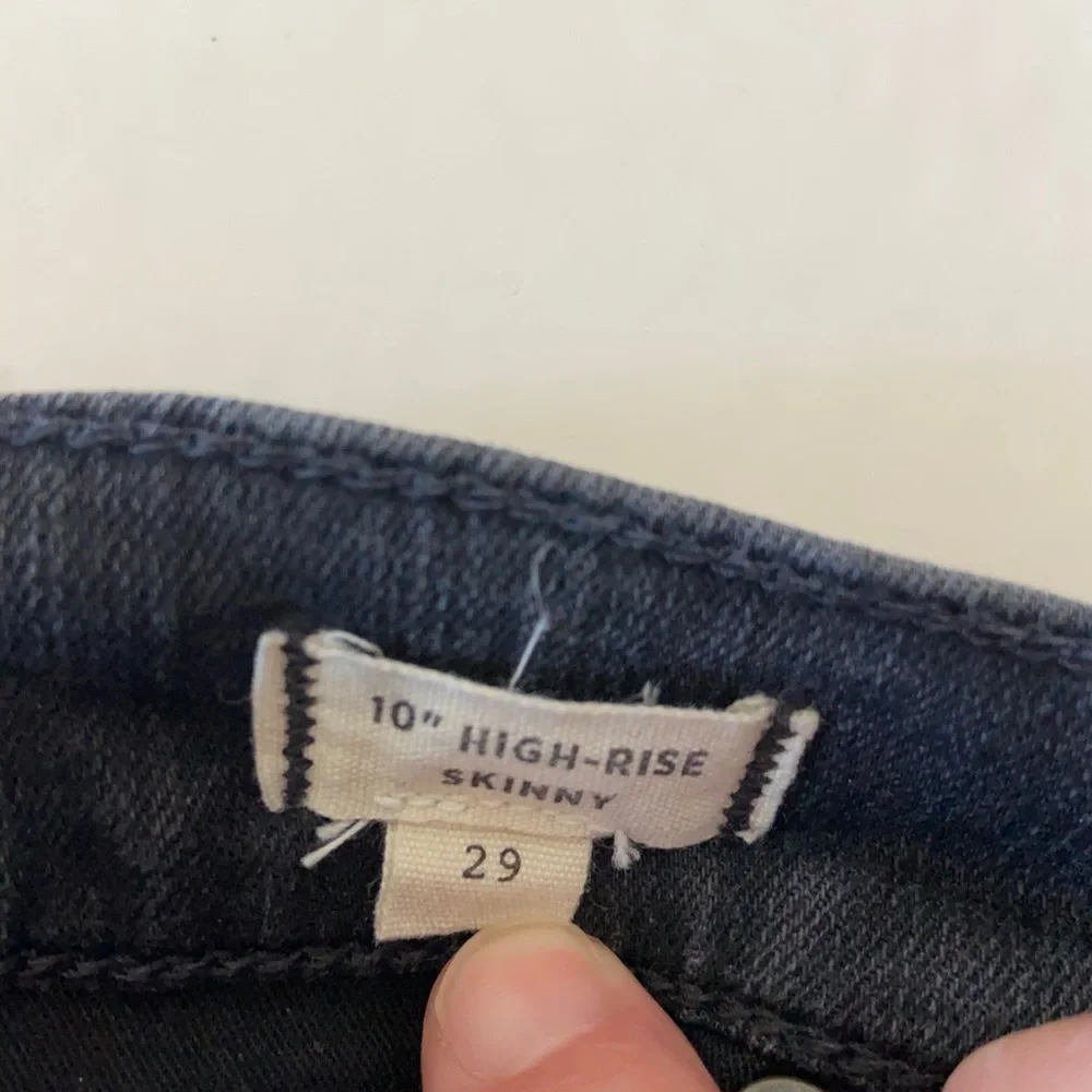 Madewell Women’s 10”High Rise Skinny Button Fly Black Jeans Size 29